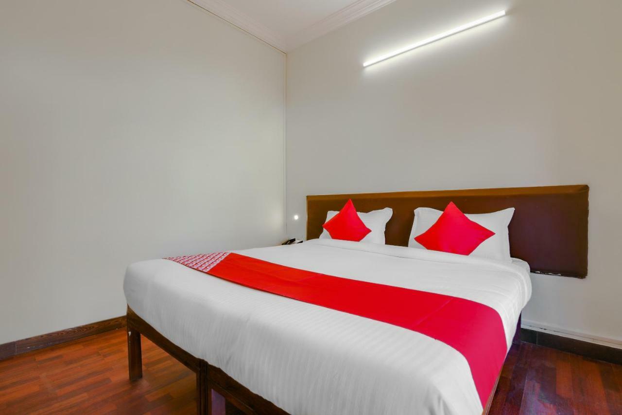 Collection O 45765 Xavier Beach Resort Candolim Εξωτερικό φωτογραφία