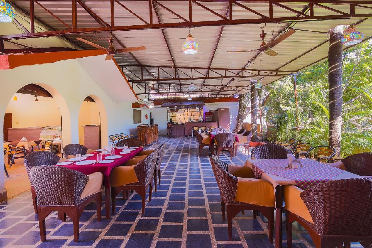 Collection O 45765 Xavier Beach Resort Candolim Εξωτερικό φωτογραφία